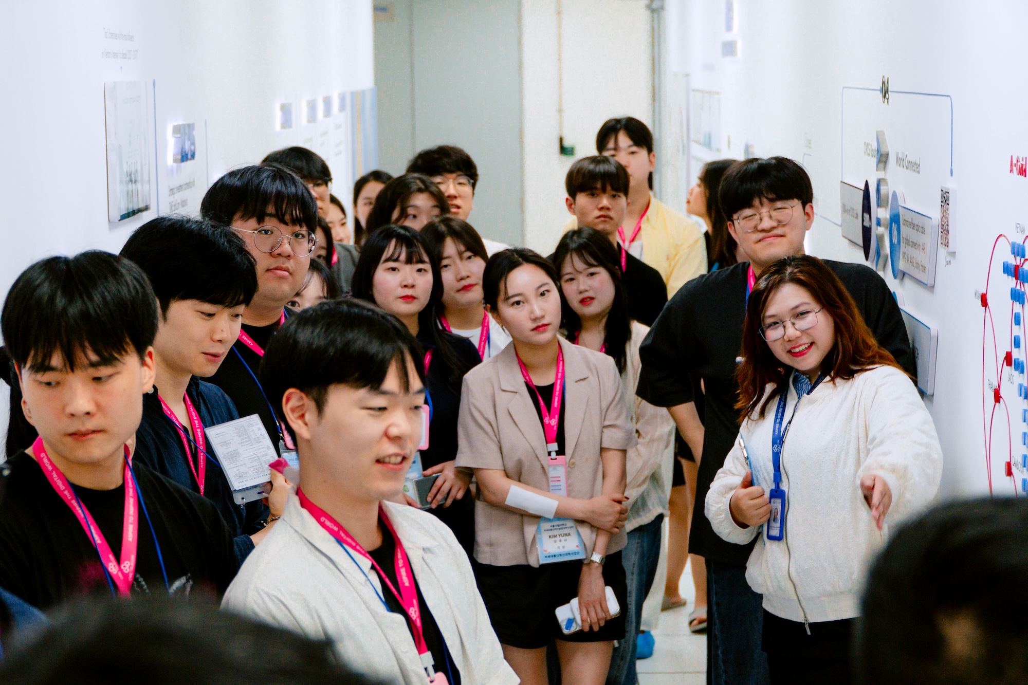 Từ hành lang giảng đường đến Trái tim công nghệ CMC Telecom Data Center